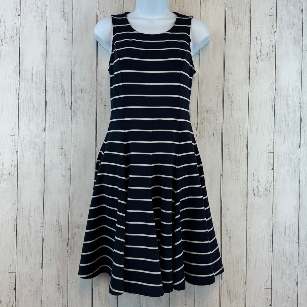 Eliza J Navy/White Stripe Stretchy Sleeveless A-line Flowy Dress Size 2